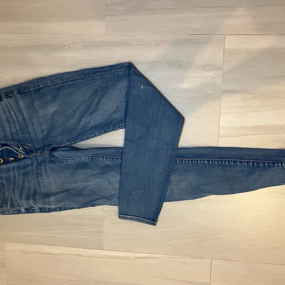 American Eagle Outfitters Light Blue Denim